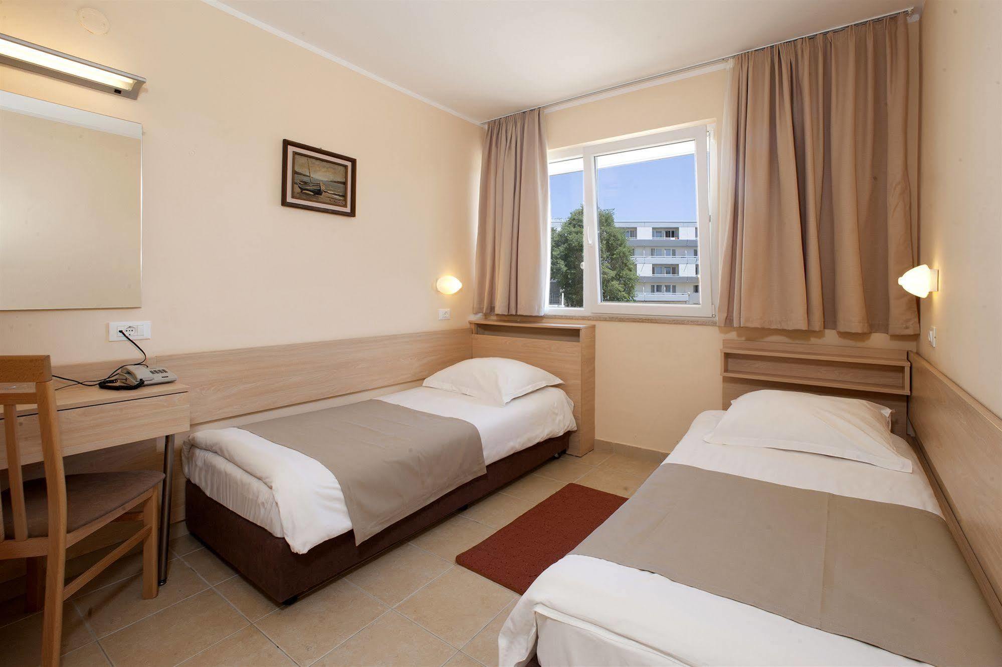 Hotel Delfin Plava Laguna Mugeba 외부 사진